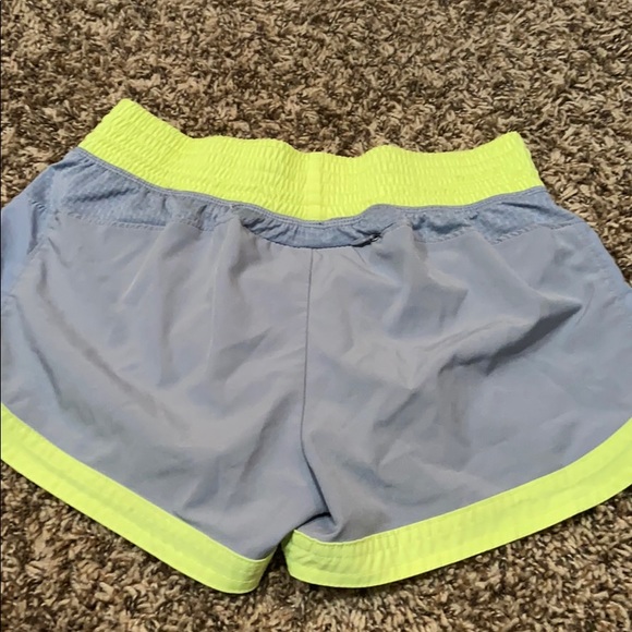 shorts - Picture 2 of 4